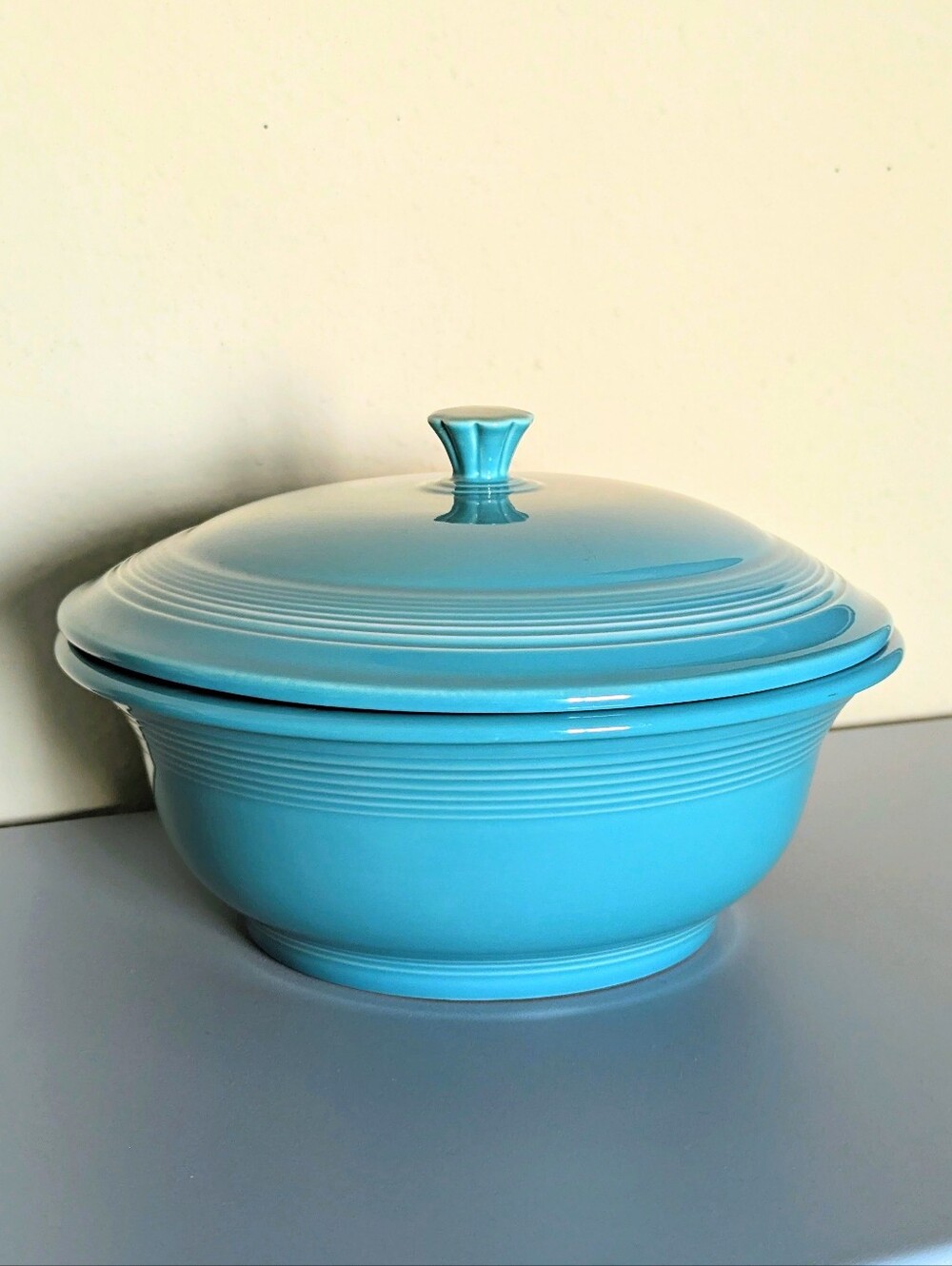 Fiesta Ware Turquoise Covered Casserole Vintage Homer Laughlin 1986 2Qt